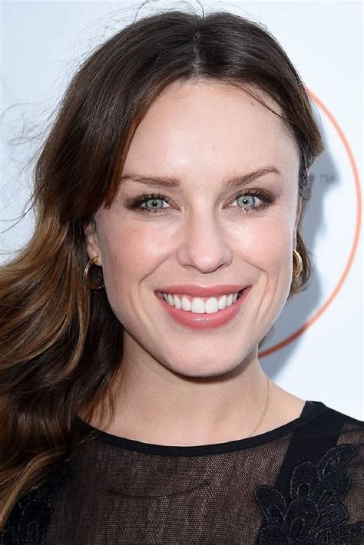 Discovering Jessica McNamee: A Rising Star in Hollywood