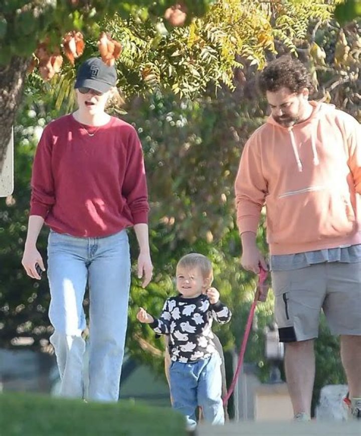 Emma Stone's Daughter: A Glimpse into Her Life and Family