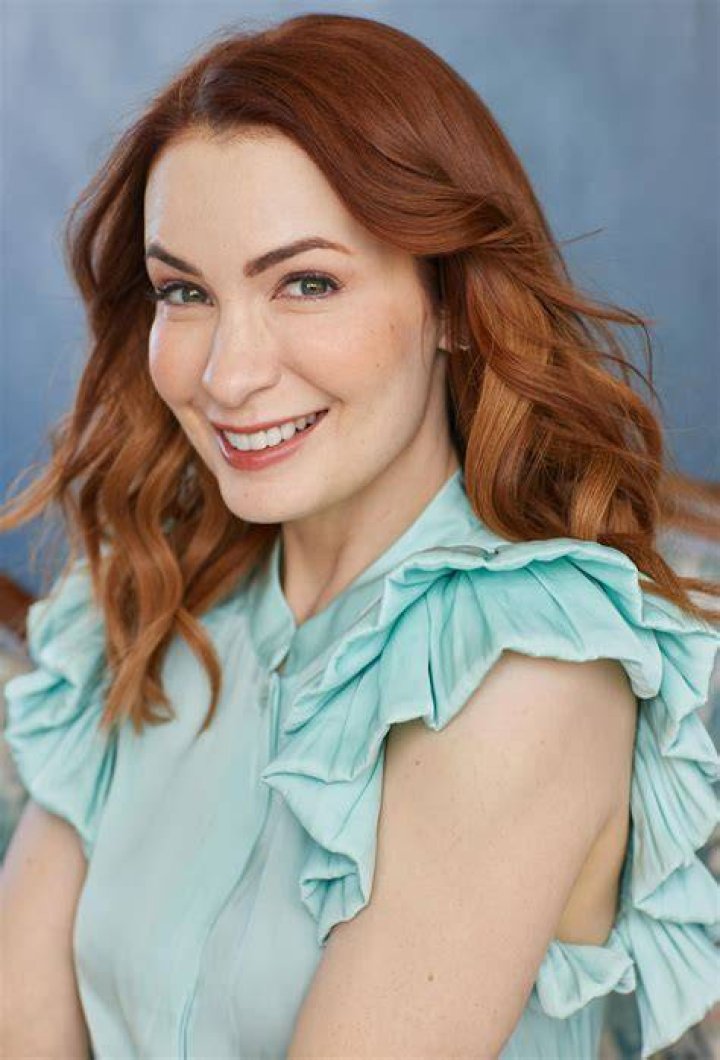 Exploring Felicia Day's Relationships: The Actress, Writer, and Gamer's Life
