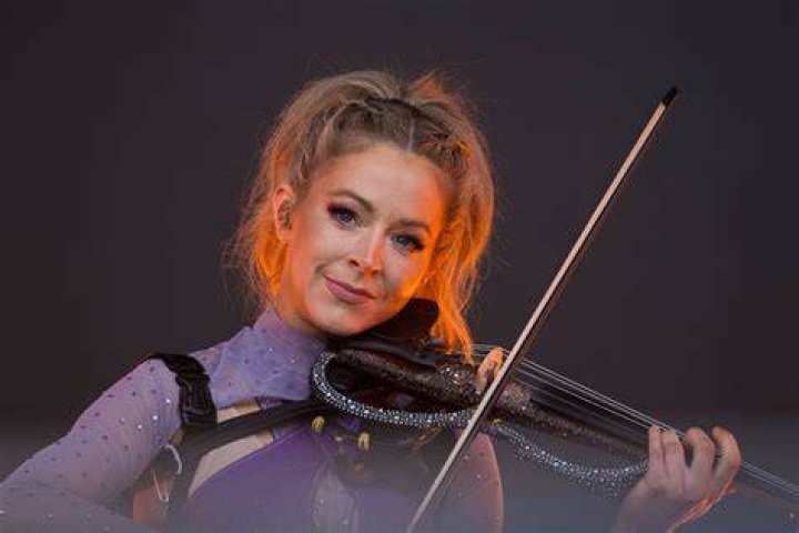 How Much is Lindsey Stirling Worth? A Deep Dive into the Violin Virtuoso&rsquo;s Net Worth