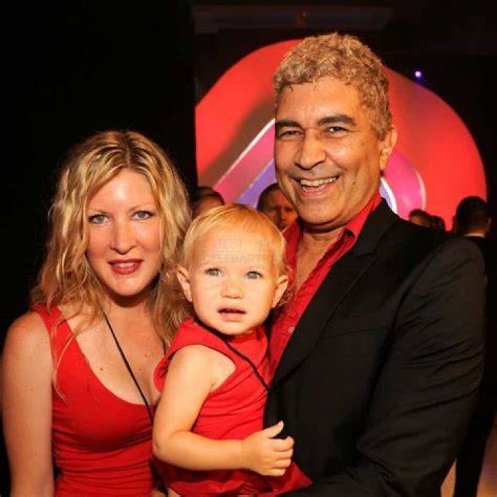 Is Pat Smear Married? Exploring the Personal Life of the Foo Fighters Guitarist